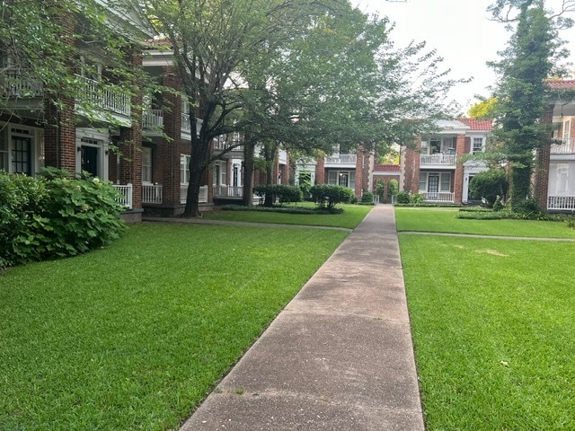 Photo - Vineville Court Apartments