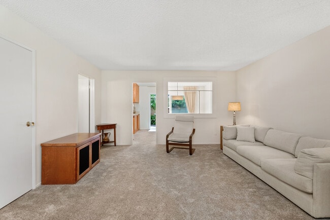 Photo - 25837 Oak St Unidad 111