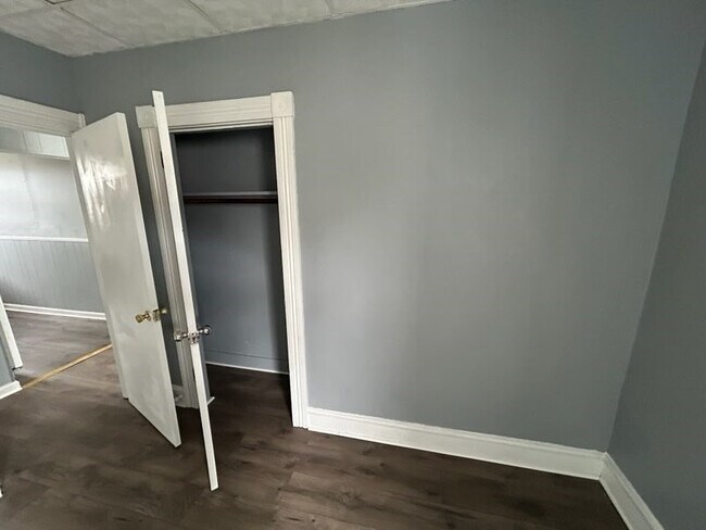 Photo - 33 Malvey St Unit 2F