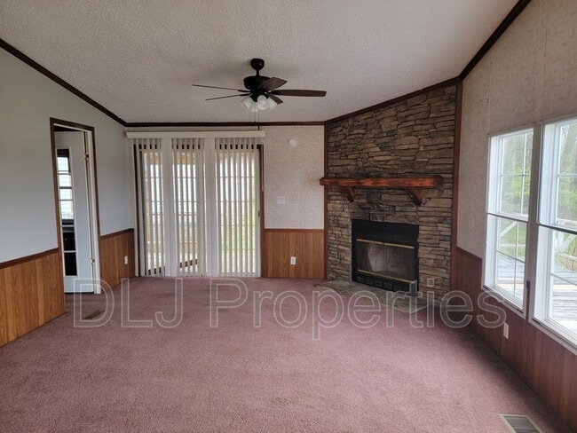 Photo - 2149 McCleary Rd