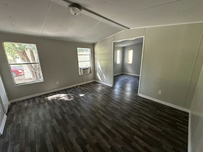 Photo - 11240 N Northwood Dr