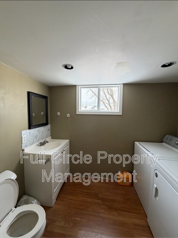 Photo - 115 Oak St