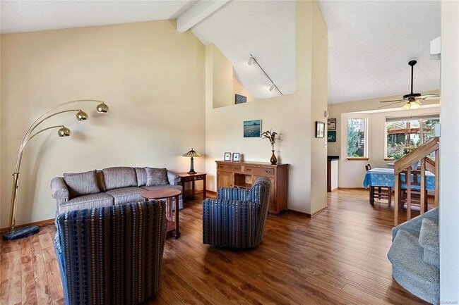 Formal Living Room - View 2 - 13504 Quivas St