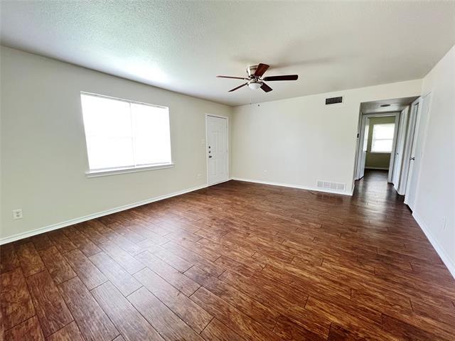Photo - 114 S Manor Ct