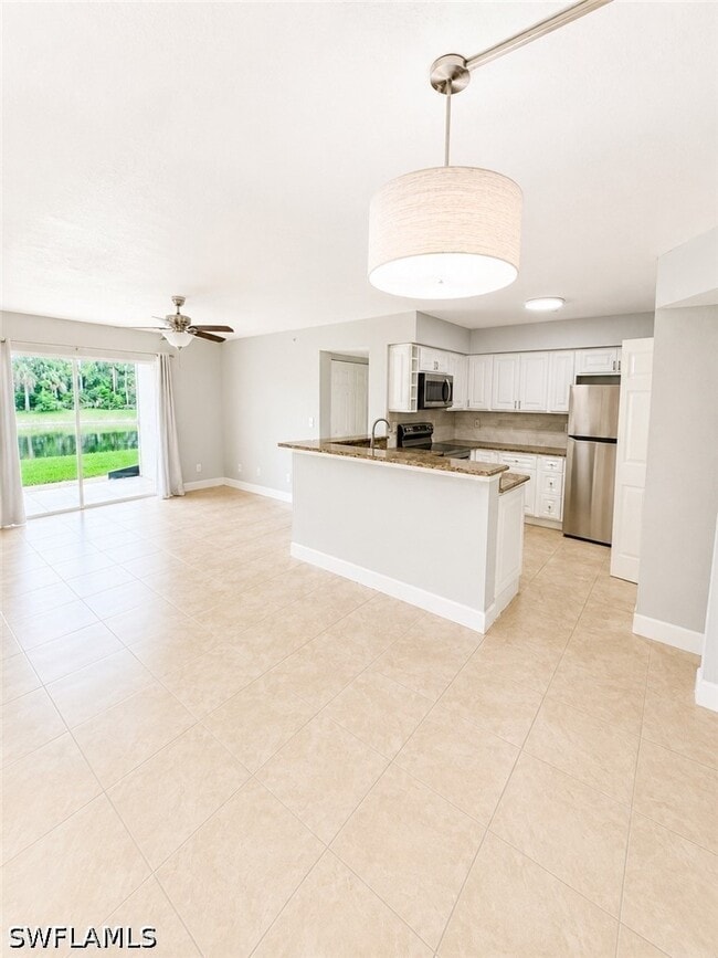 Building Photo - 8255 Ibis Club Dr Unit 501