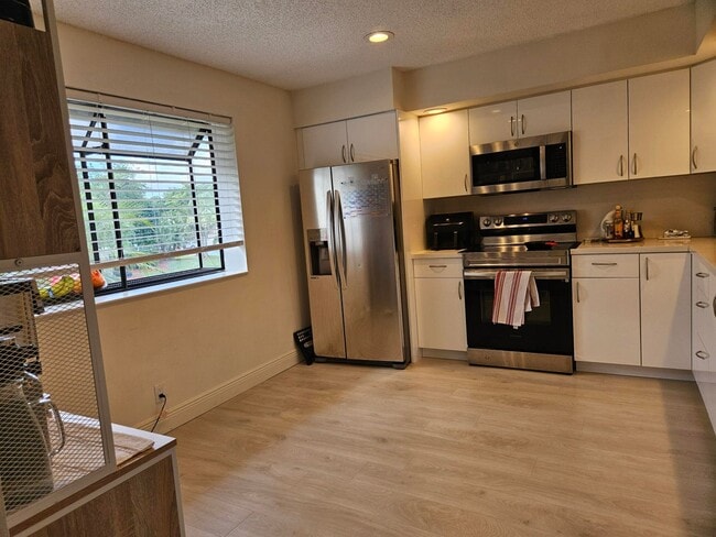 Photo - 7976 La Mirada Dr Unit 7976