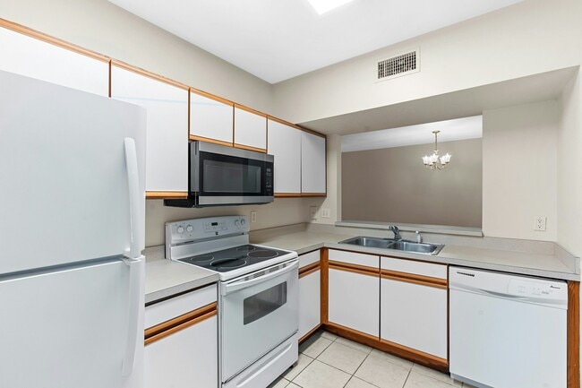 Photo - 6433 Cypressdale Dr