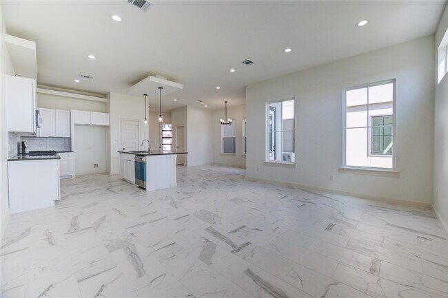 Photo - 2919 El Fenice Ln