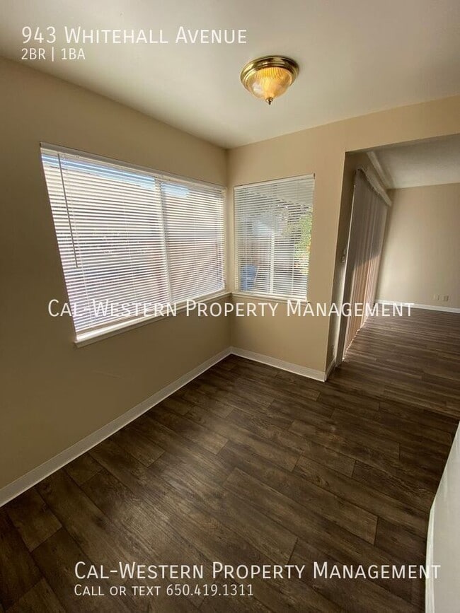 Photo - 943 Whitehall Ave