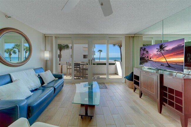 Photo - 17900 Gulf Blvd Unidad 1B