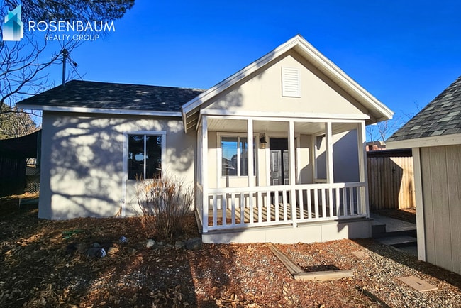 Building Photo - Charming 2-bedrooms, 1.5-baths cottage in the heart of historic Mayer, AZ!