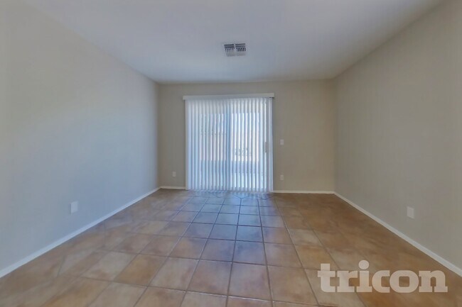 Photo - 11934 N Olive St