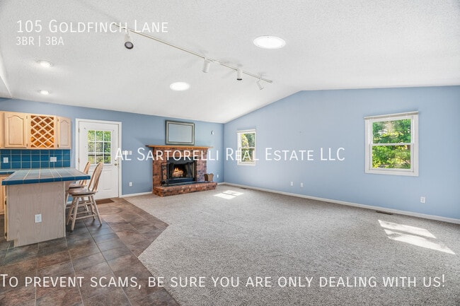 Photo - 105 Goldfinch Ln