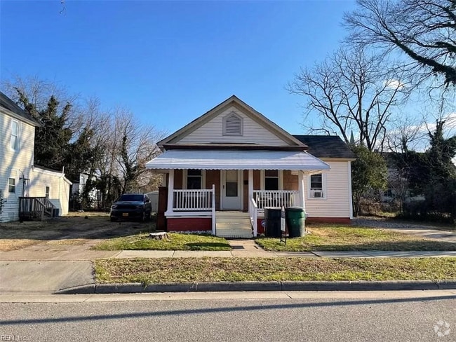 Building Photo - 1012 26th St Rental