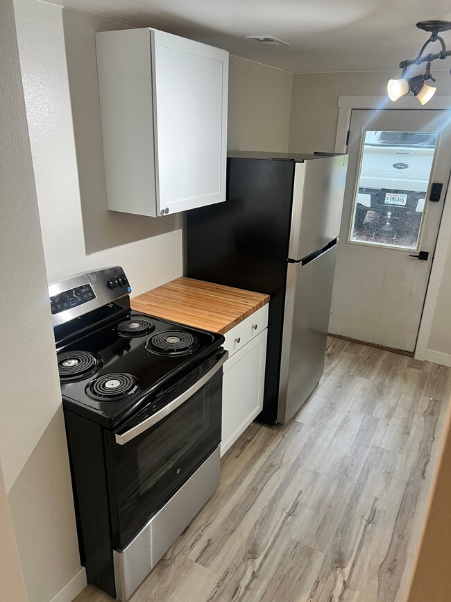 Photo - 1701 W Porter St