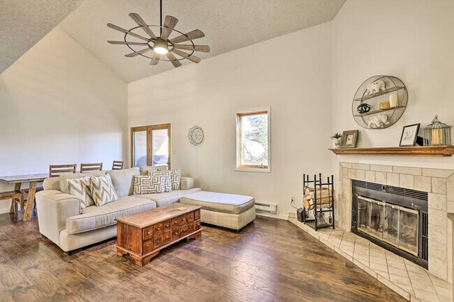 Photo - 163 Burgundy Cir Unidad ID1386072P