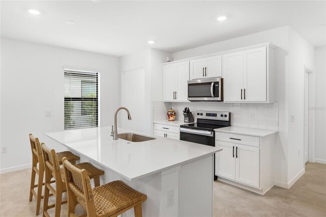 6587 Silverstar Dr