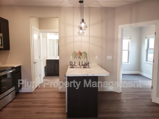 Photo - 808 Prince St Unit 103