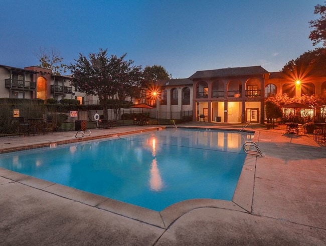 Embarcadero Club Apartments For Rent in College Park, GA