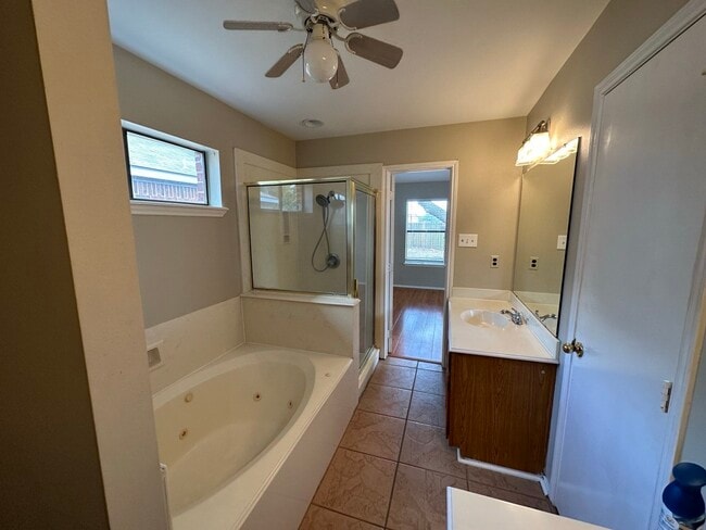Building Photo - 21906 Calderbrook Dr Rental