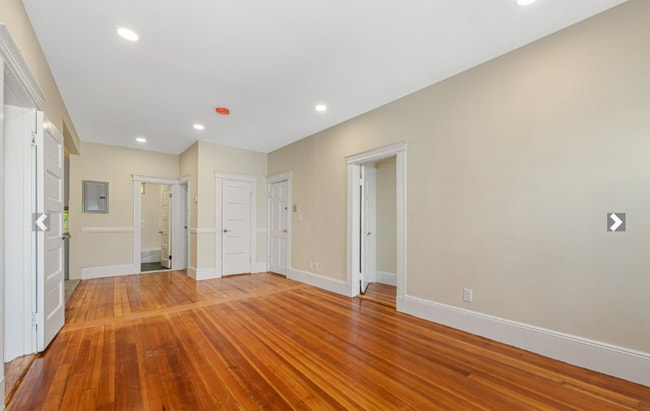 Photo - 42 Brackett St