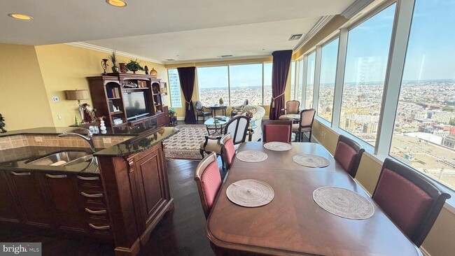 Photo - 50 S 16th St