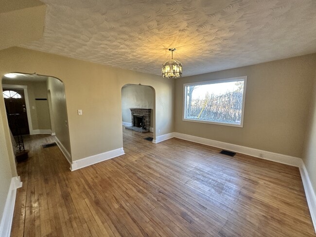 Photo - 127-127 Steadman St Unit 125