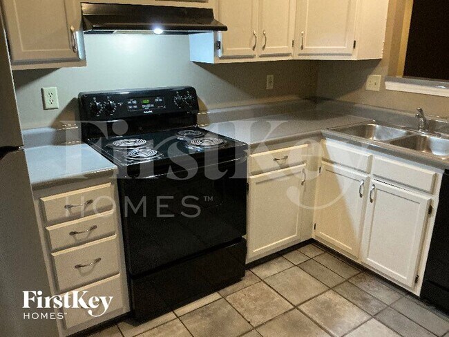 Photo - 10127 Park Ridge Dr