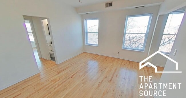 Photo - 1555 N Mohawk St Unit 3C