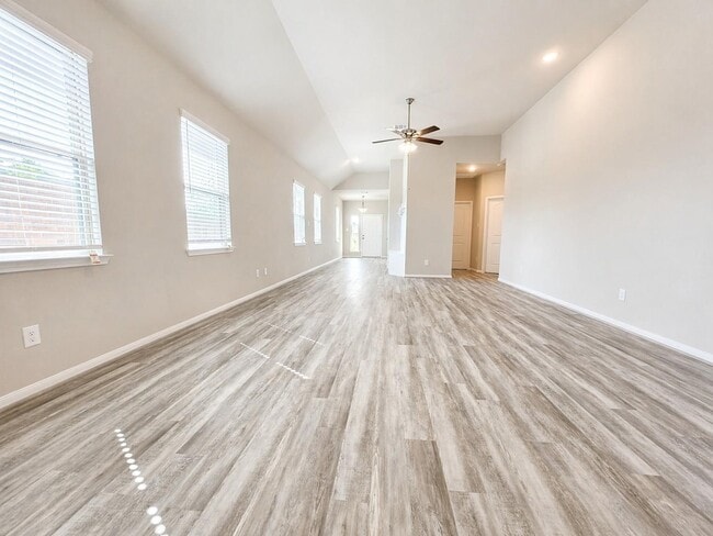 Photo - 10443 Port Huron Ln