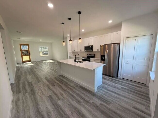 Photo - Charming 4-Bedroom Ocala Retreat with Spac...