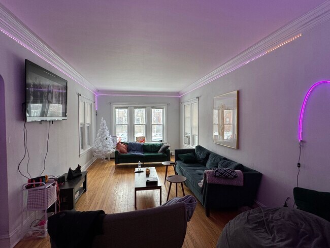 Photo - 6454 N Lakewood Unidad 1