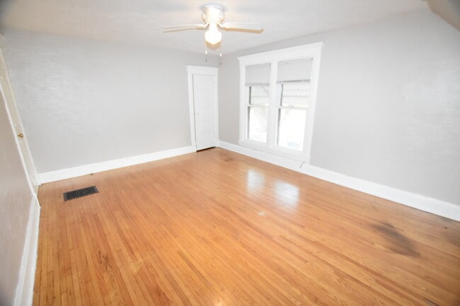Photo - 338 Marion Ave