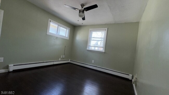 109 Lee Ave
