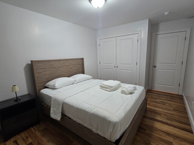 Photo - 268 Seymour Ave