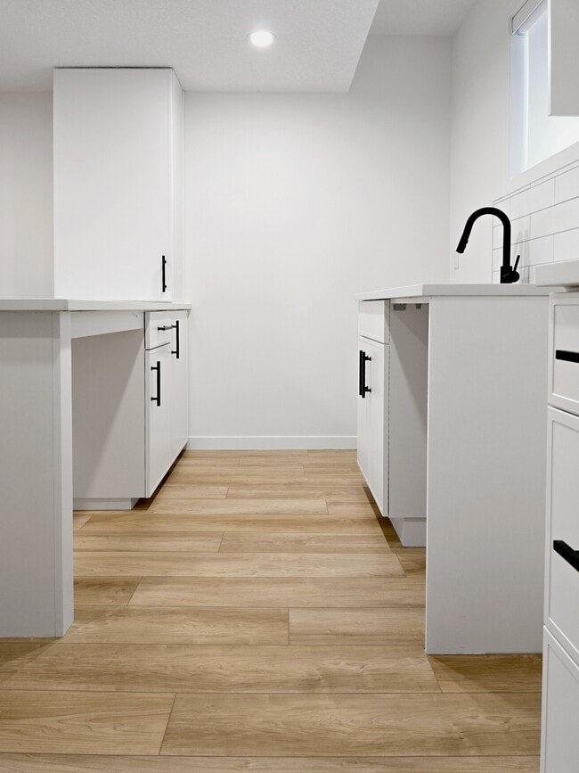 Photo - 11642-11690 90 St NW Unit BSMT 2