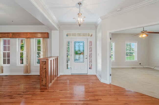 Photo - 104 Sunali Ln