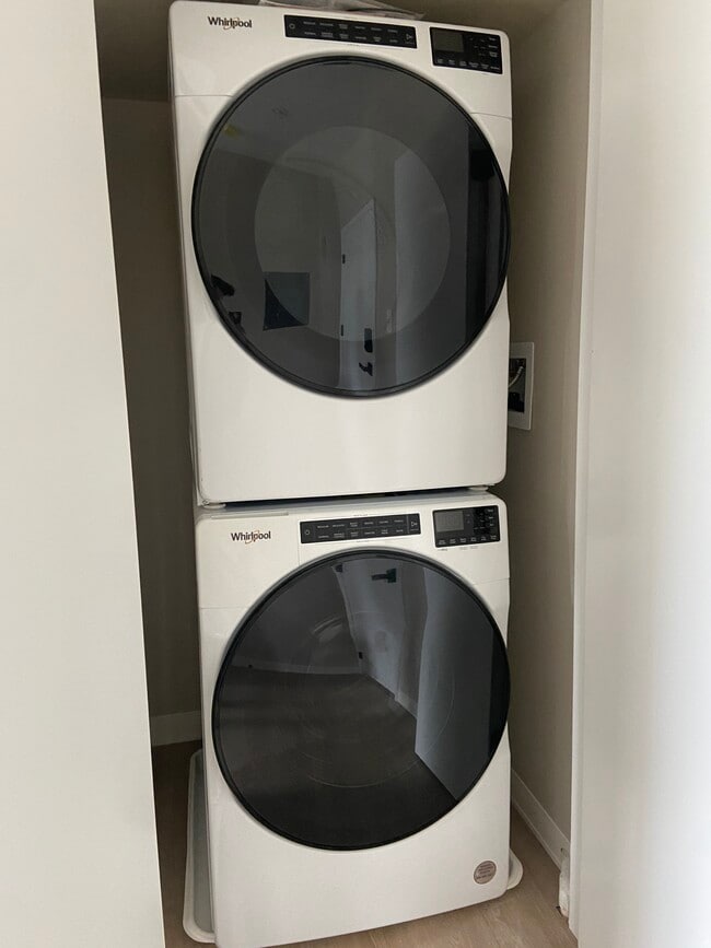 W/D - 2105 Eastern Ave Unit Studio Apartment