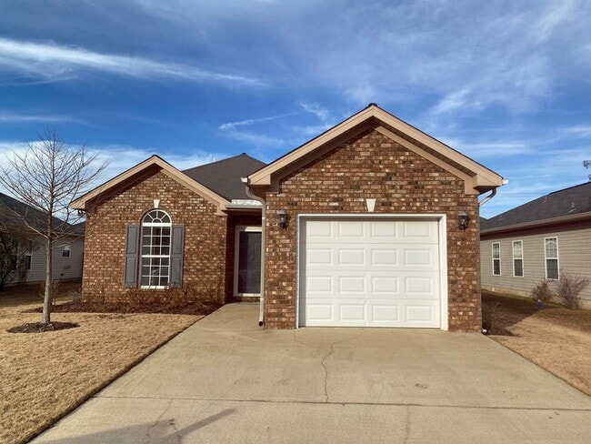 Photo - Cozy 3 Bed 2 Bath Available January 2026!