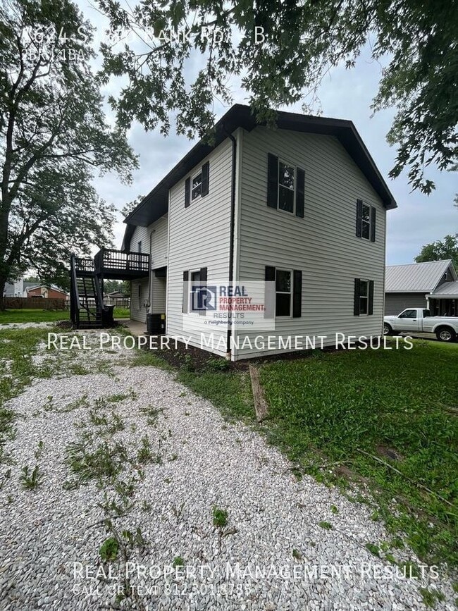 Building Photo - 1624 S Red Bank Rd Unit B