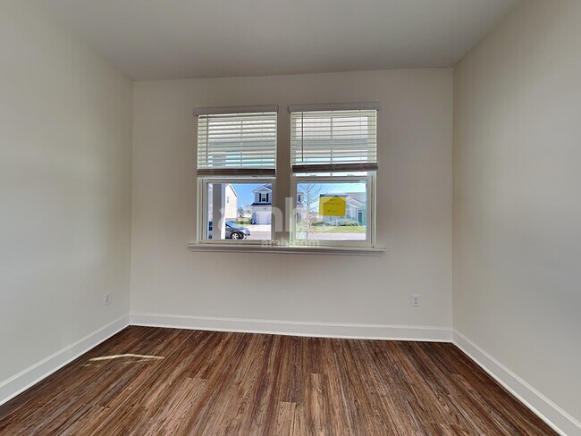 Photo - 1160 Tan Tara Trail