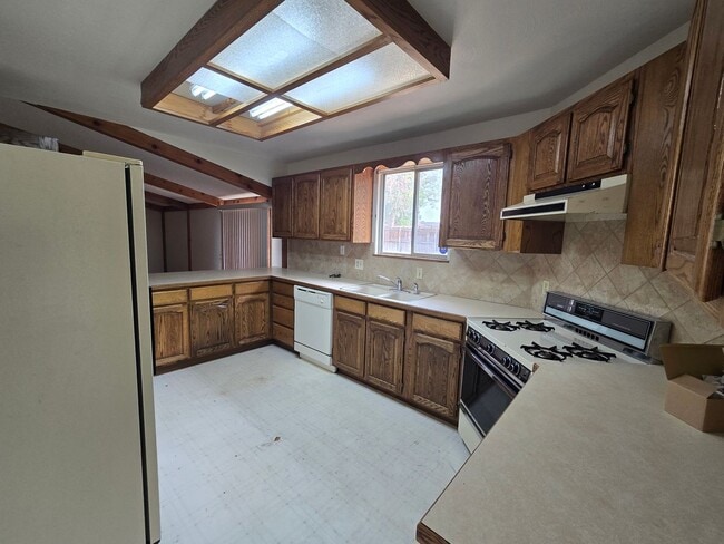 Photo - 3409 E 99th Dr