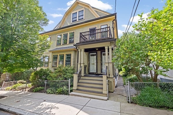 Building Photo - 14 Hurlcroft Ave Unit 1