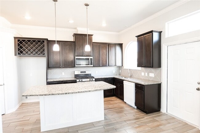 Photo - 2101 Spoonbill Dr