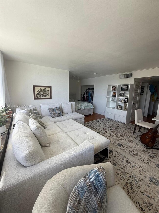 Photo - 1200 West Ave Unidad 301