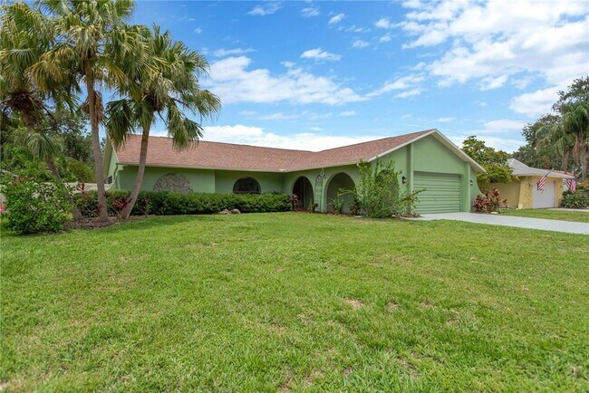 Building Photo - 5021 Bridgeport Dr