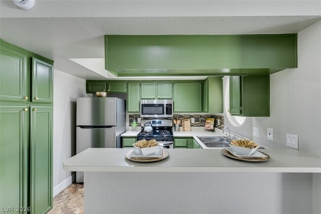 Photo - 930 N Sloan Ln Unit 202