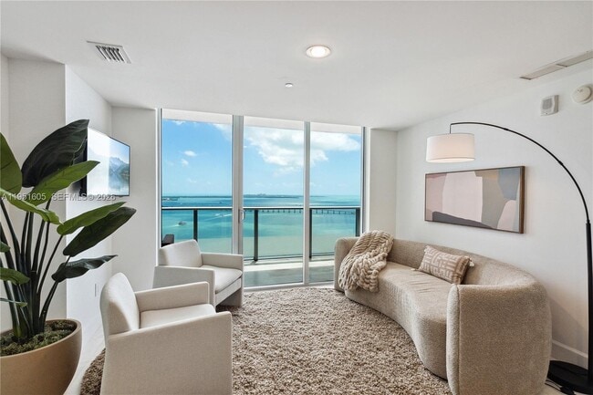 Photo - 1300 Brickell Bay Dr Unit 3604