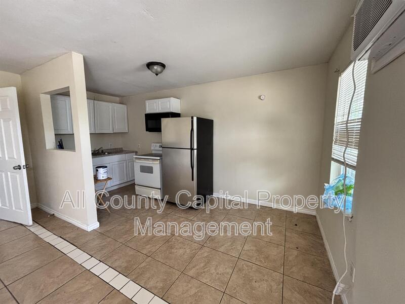 Photo - 1208 Bundrant Dr