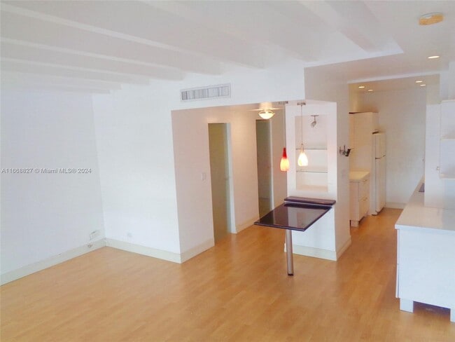 Photo - 1408 Brickell Bay Dr Unit #613